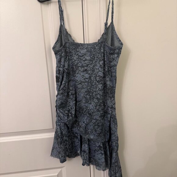 Urban Outfitters Women's Blue and Navy Dress - Picture 2 of 3